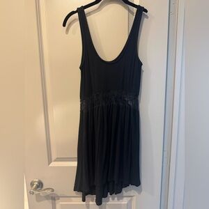 Black Sleeveless High-Low Lace-Waist Dress